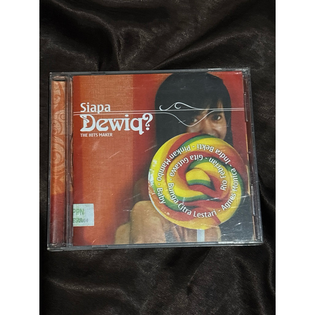 CD ALBUM VA DEWIQ - SIAPA DEWIQ HITS MAKER BCL AGNES MONICA PINJAN MAMBO GITA GUTAWA ORIGINAL