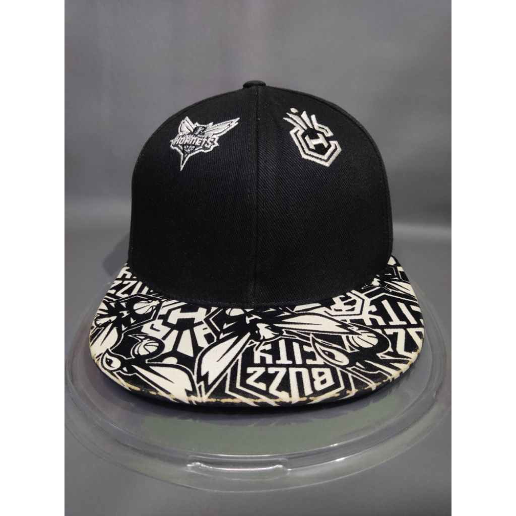 Topi Hyflat NBA Charlotte Hornets