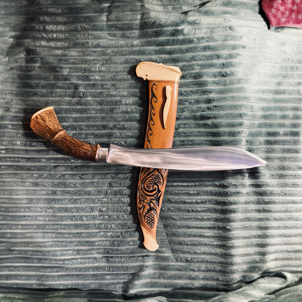 pisau kukri ukir Bahan Baja, termurah pisau tebas kukri