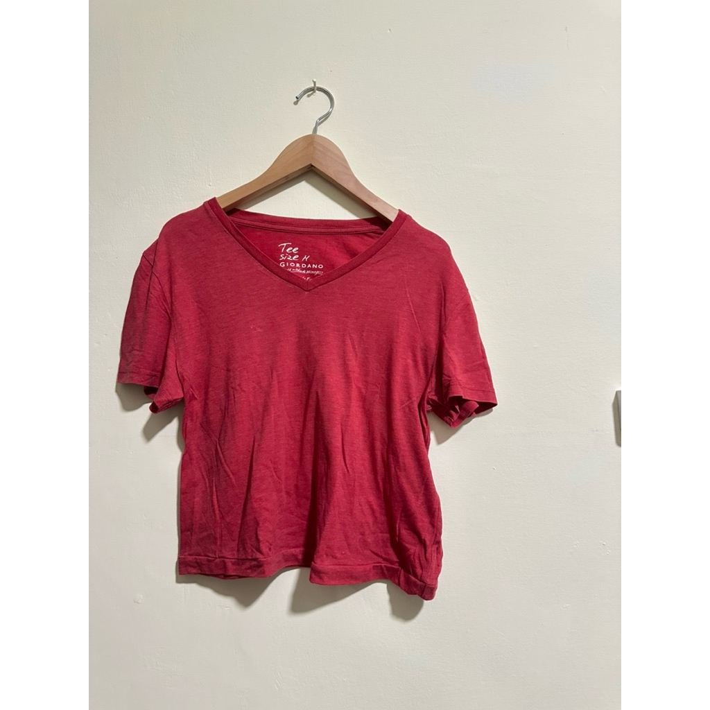 Kaos Atasan Wanita warna Merah Giordano Ori | Kaos Merah