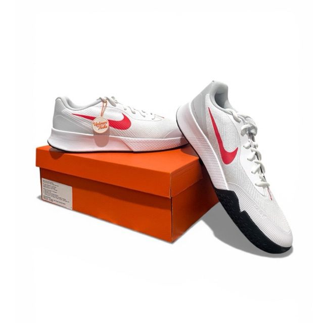 Nike Tennis Men Vapor Lite 3 Hard Court White Light Crimson Sepatu Tenis Pria FZ2155-109 (100% origi