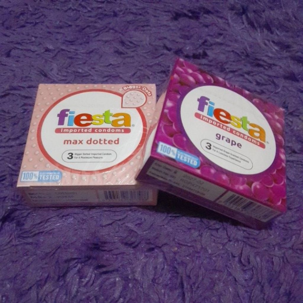 Kondom Fiesta Max Dotted 3pcs - Sensasi Bergerigi, Pelumas Aroma Buah, Desain Ergonomis