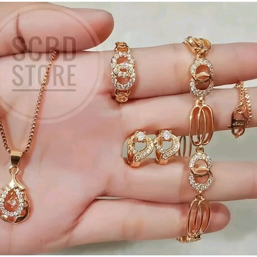 [NO0078] SET PERHISAN MAKARENA C TITANIUM GOLD ANTI LUNTUR PERHISAN WANITA DEWASA