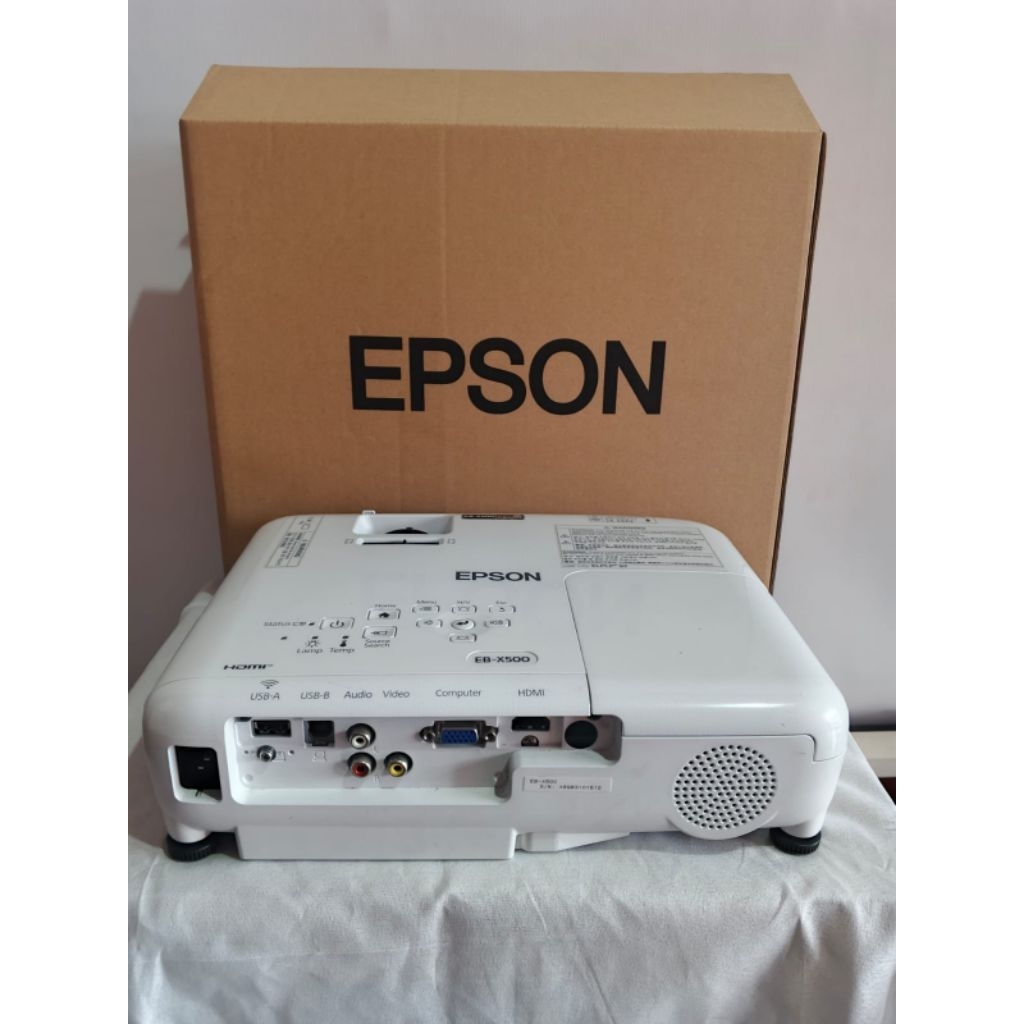 EPSON EB-X500