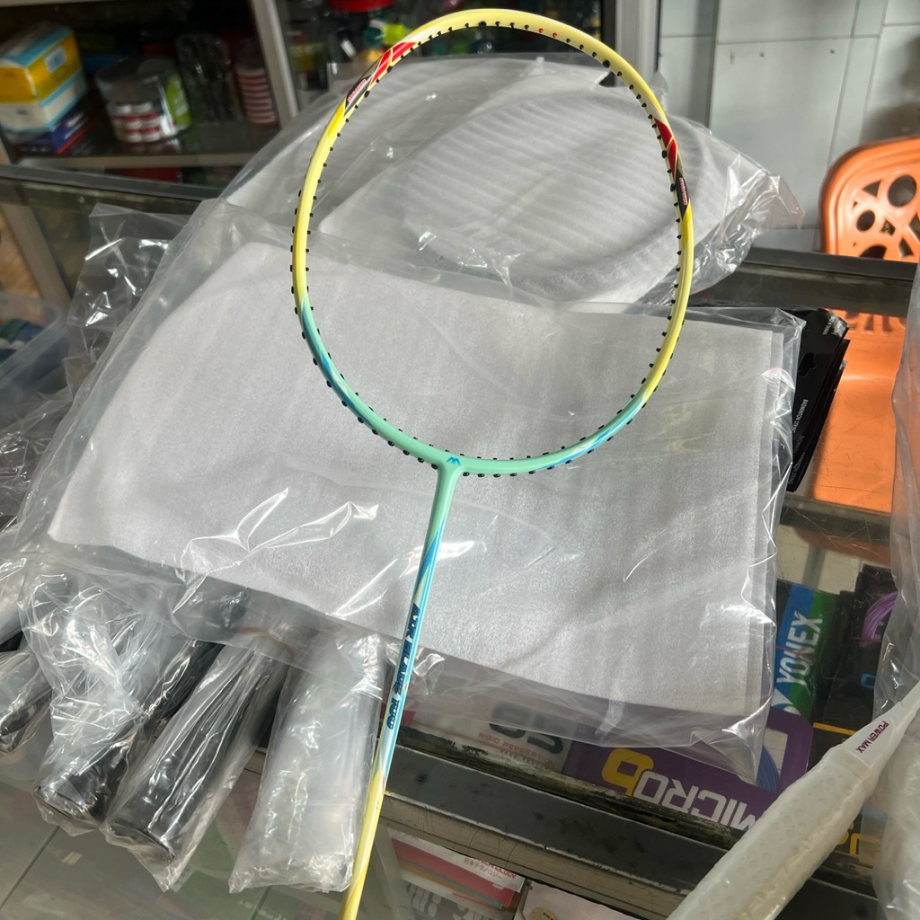 POWERMAX INFINITY 88 WORLD TOUR AIR BLADE 100 RAKET BADMINTON POWER MAX