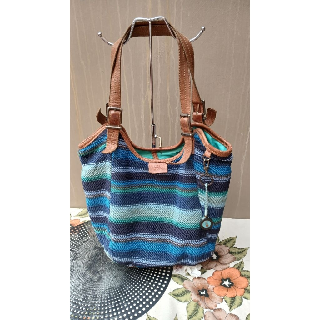 Tas tote the Sak Crocheted Multi Color