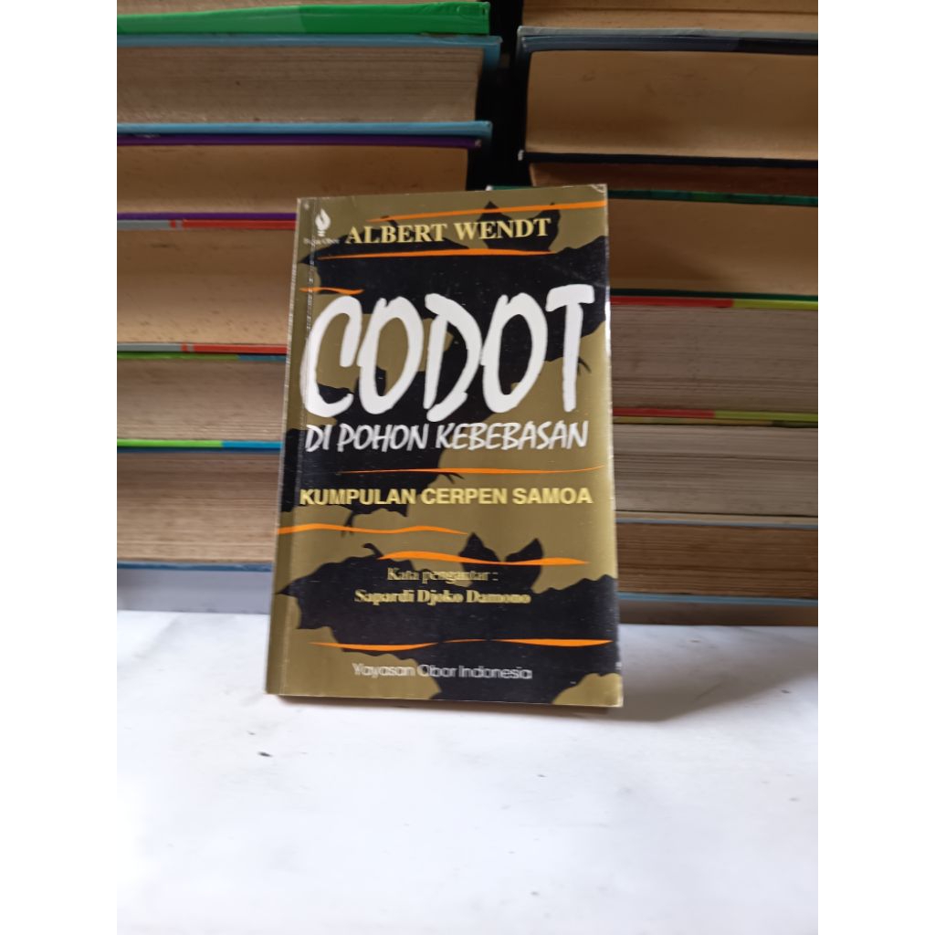 ALBERT WENDT - CODOT DI POHON KEBEBASAN