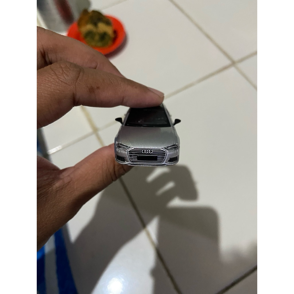 Diecast Audi A6 massdi silver 1/64