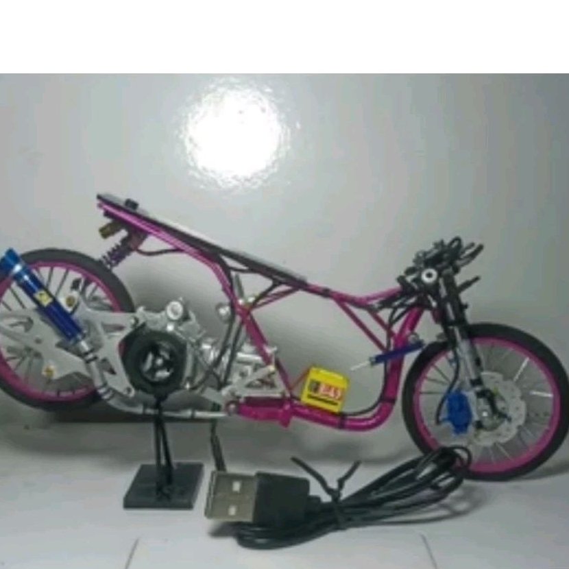 mainan kolektor diecast motor Honda Vario 110 techno versi drag detail seperti asli nya