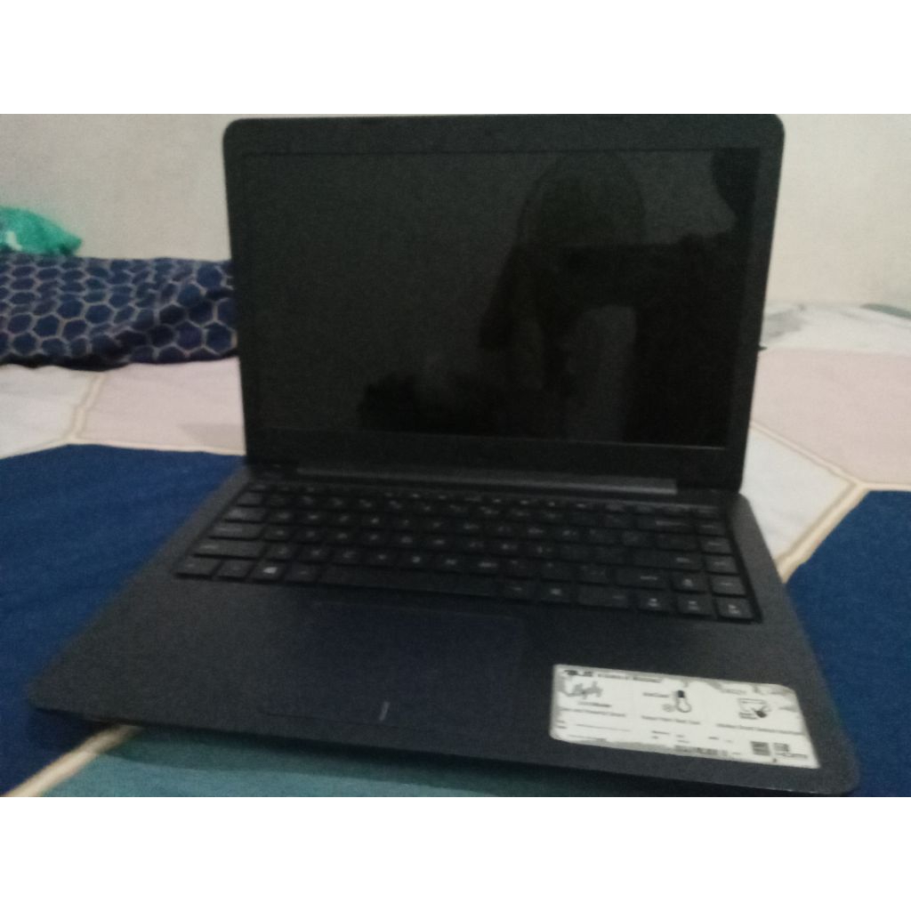 Leptop ASUS