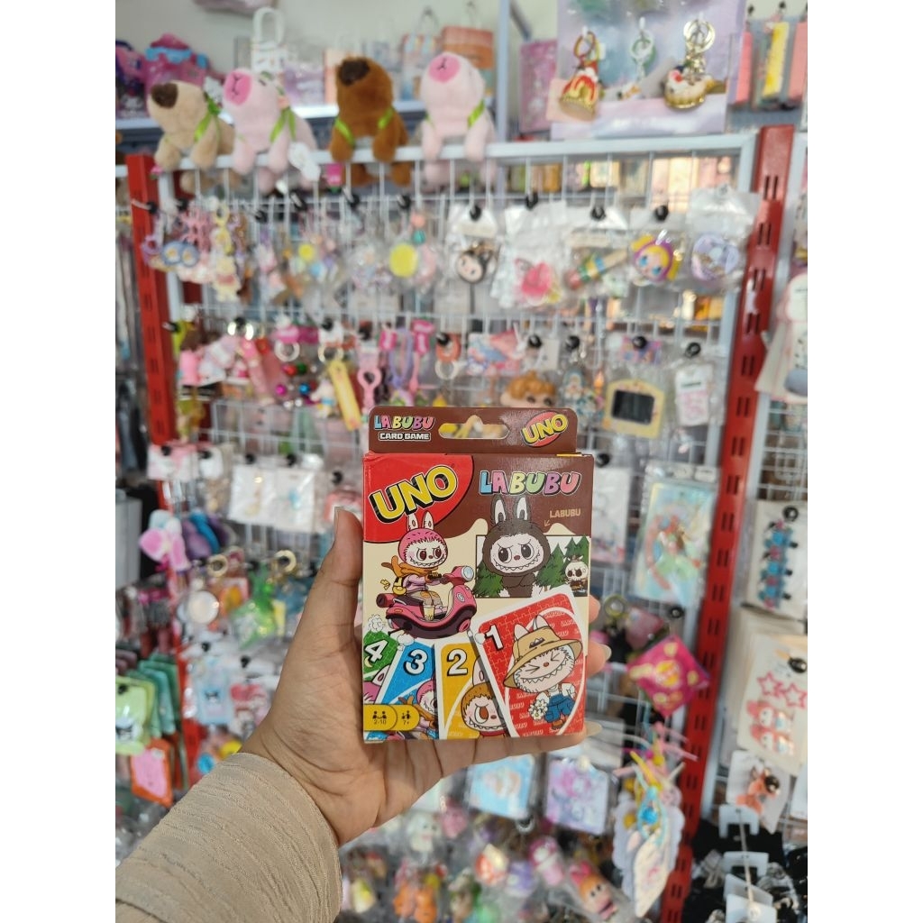 IA0002/17 Kartu Uno karakter Labubu