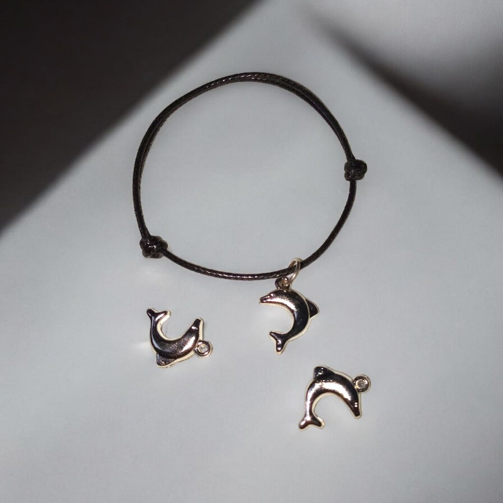 ( Beerrysaa ) Gelang charm paus warna silver gelang tali hitam manik bracelet gelang manik-manik mut