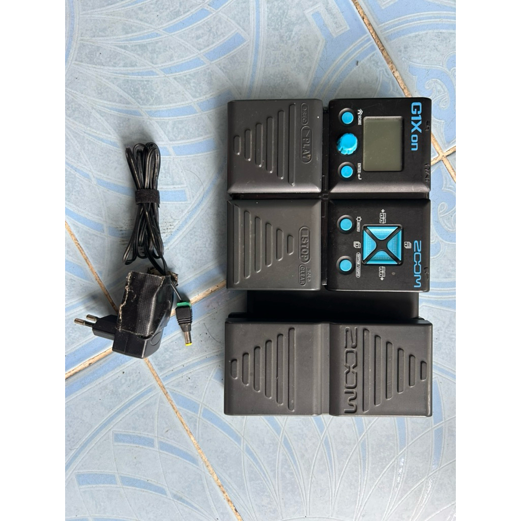 efek gitar ZOOM G1xon