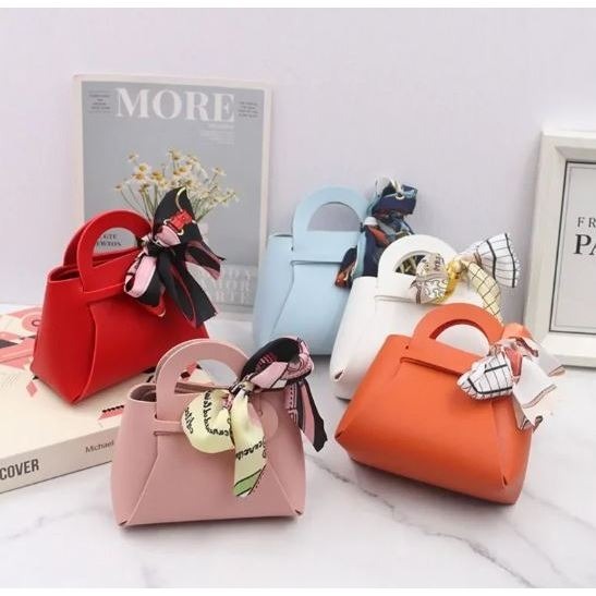 MH - goodie bag with scarf - goodie bag leather - tas hampers - tas mini serbaguna - tas hadiah