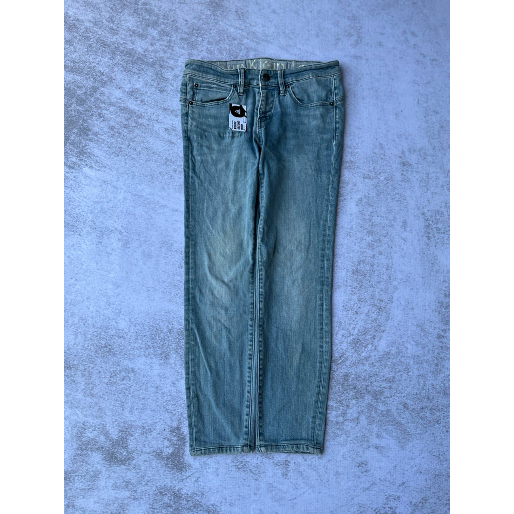 CELANA CALVIN KLEIN JEANS SECOND MURAH