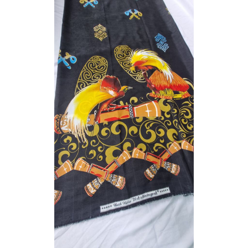 Kain Batik Papua / Bahan Batik Semi Sutra Foil / Batik Motif Burung Cendrawasih