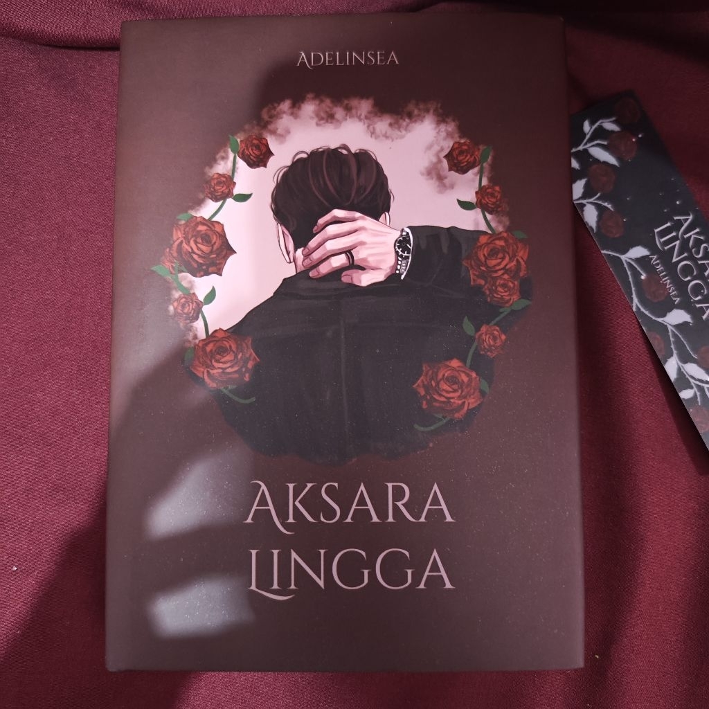 Aksara Lingga Novel - Adelinsea (Hard Cover)