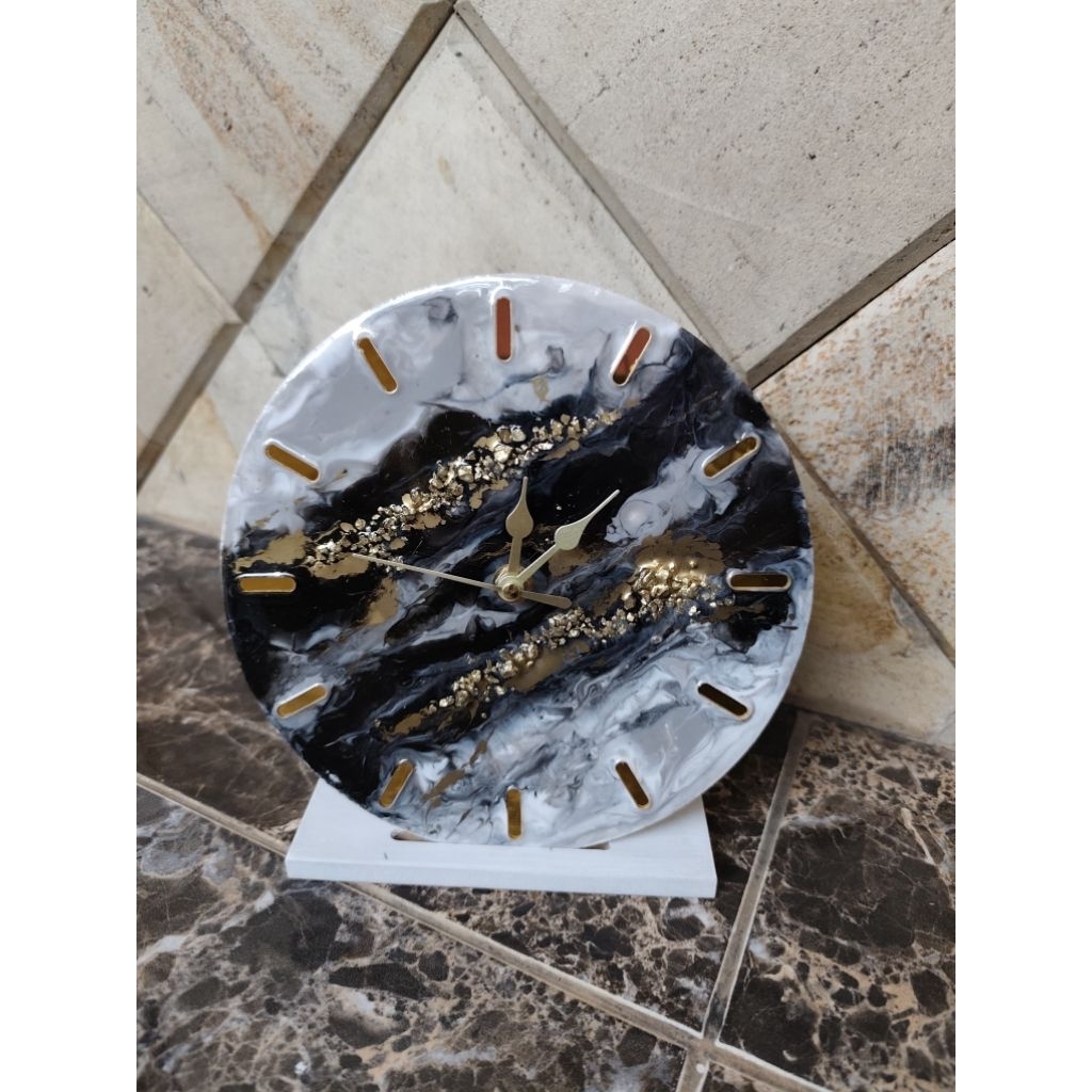Jam dinding resin art ukuran 20cm
