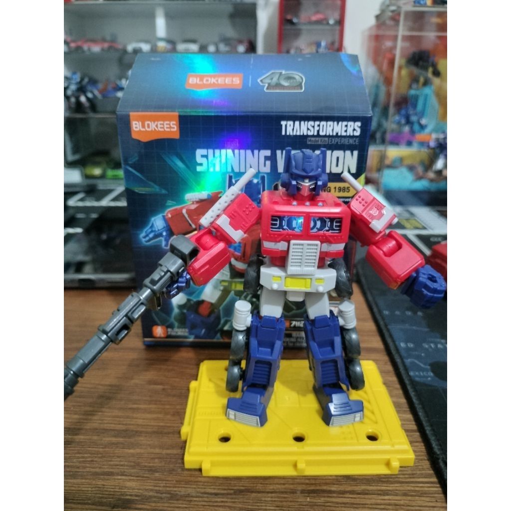 Blokees Shining Version 02 Optimus Prime