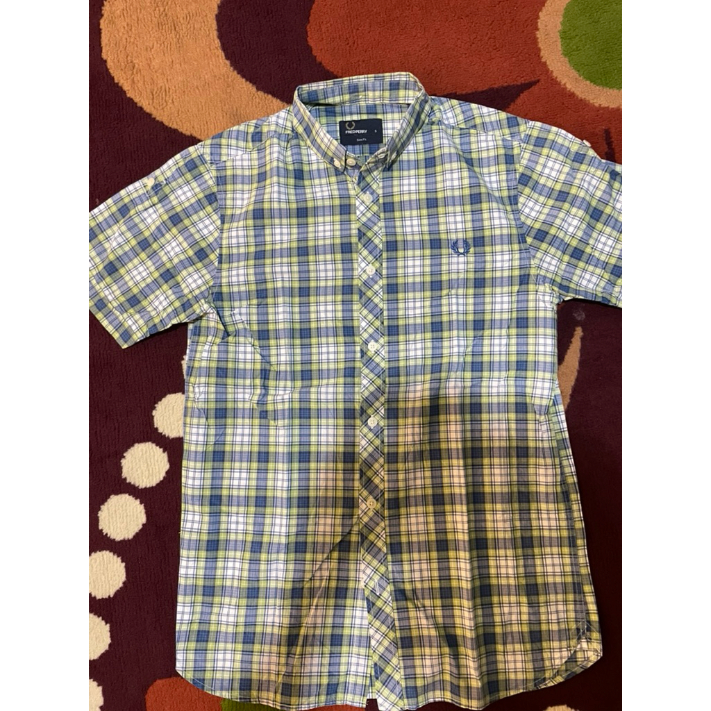 kemeja fred perry