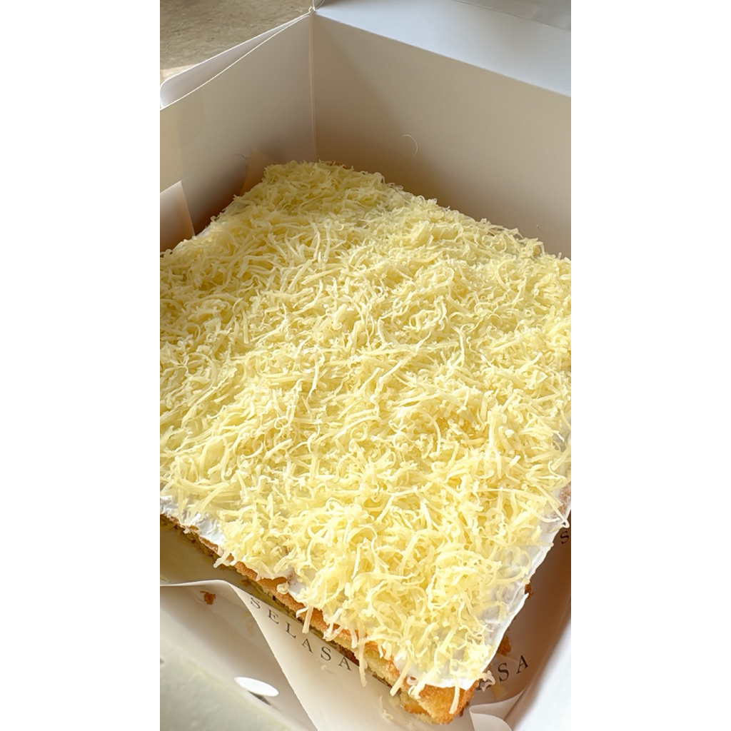 Bolu jadul original keju  - Bolu potong topping keju - Sponge cake keju