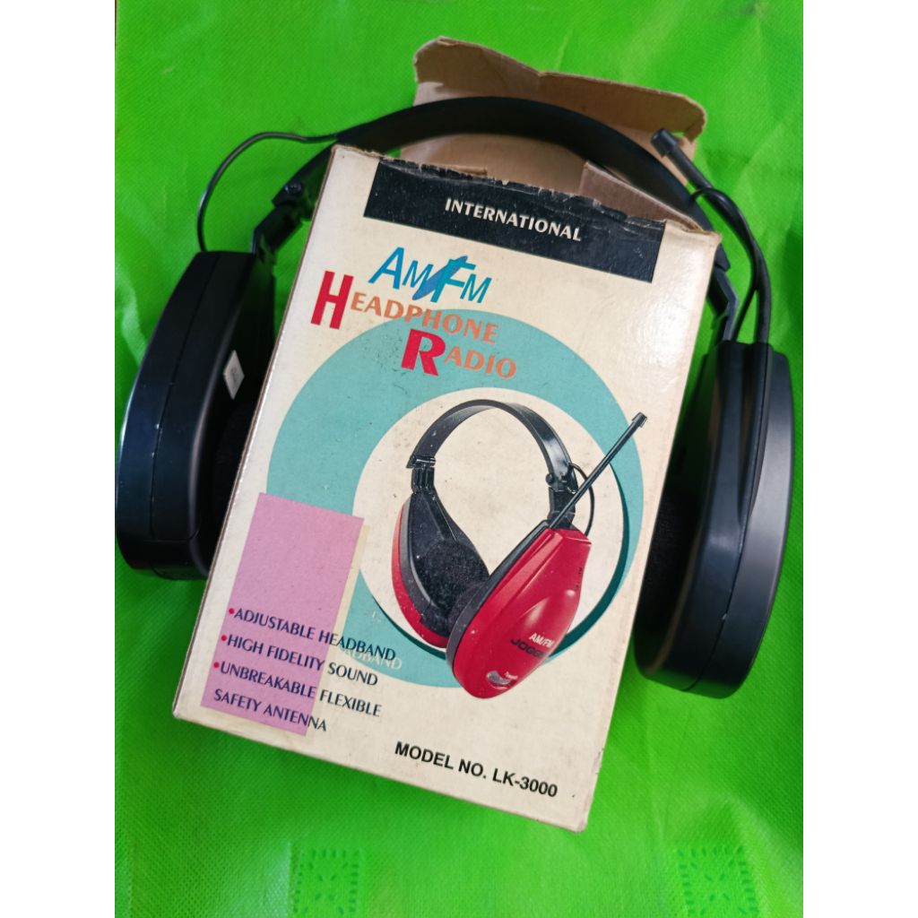Headphone radio Internasional