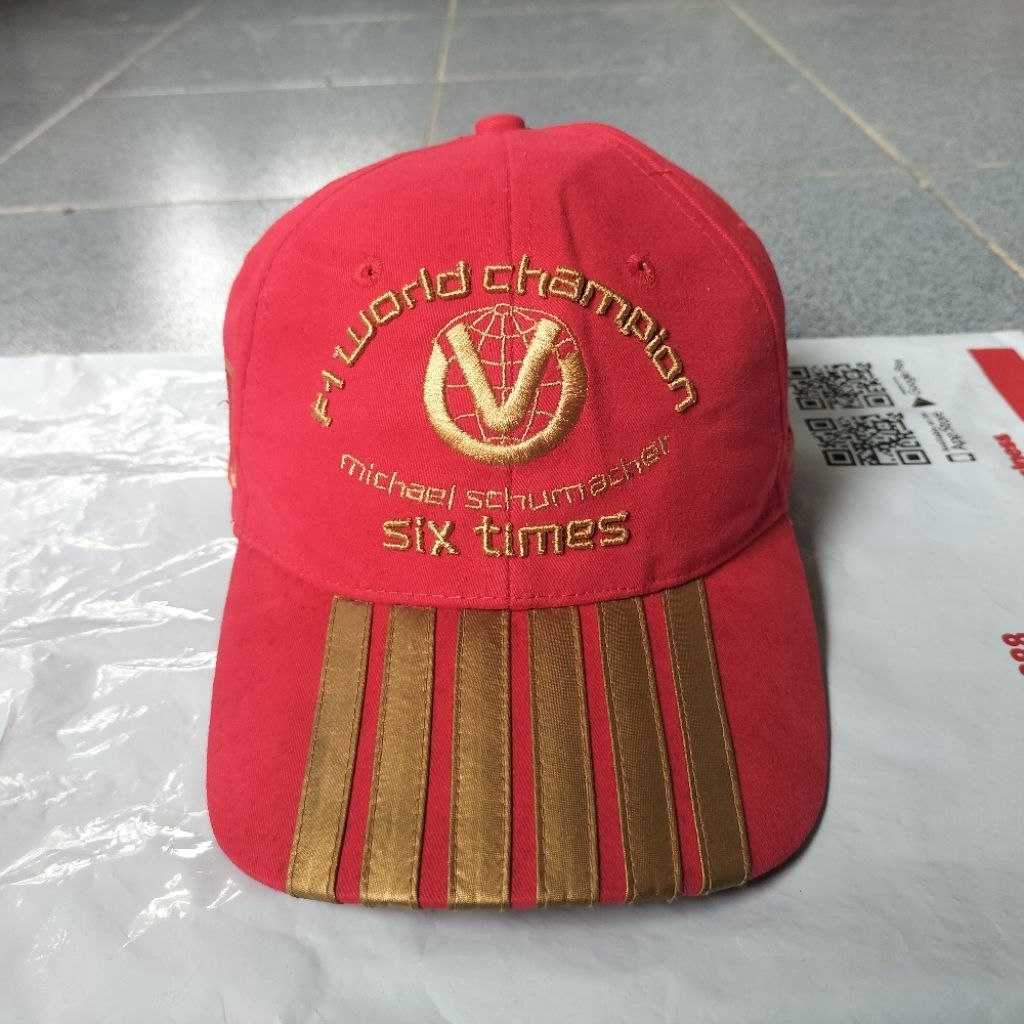 Topi Ferrari Michael Schumacher Vintage Original Official Merchandise Scuderia Ferrari F1 World Cham