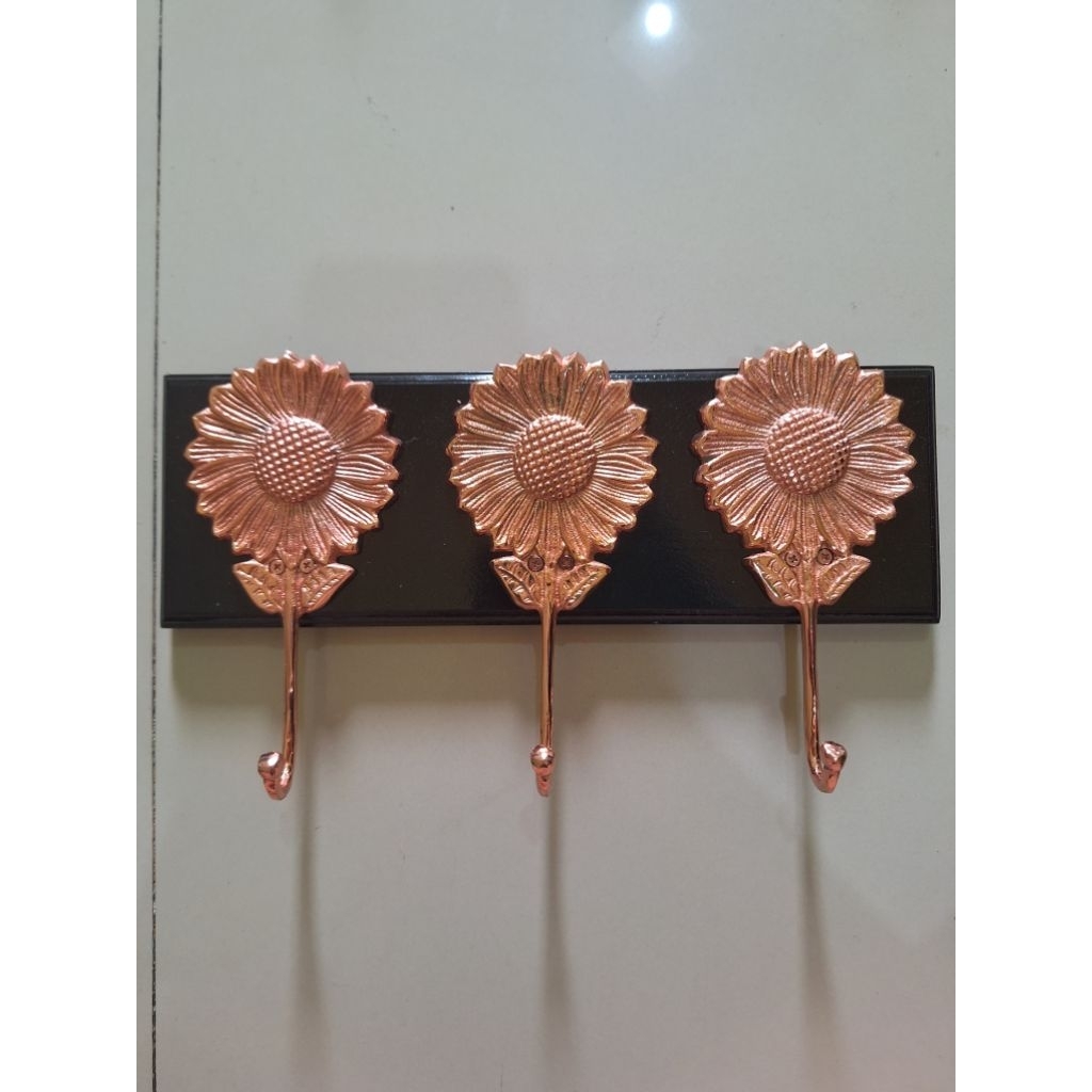 Paket Kapstok Kuningan Motif Bunga Matahari Besar | Gantungan baju dan aksesoris | Hiasan Kuningan