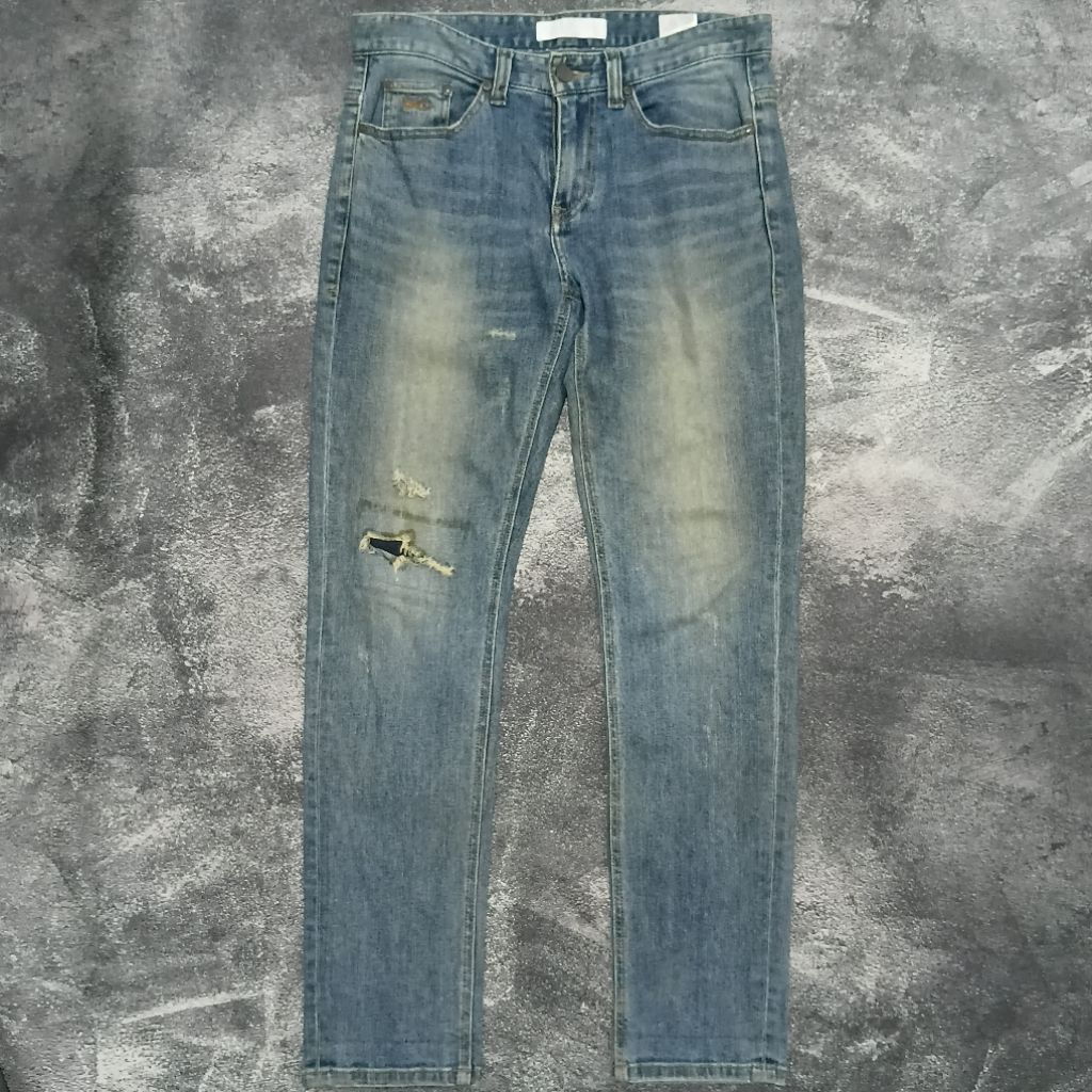 PLAC I MILAN DISTRESSED STRECHT JEANS (mohon baca deskripsi)
