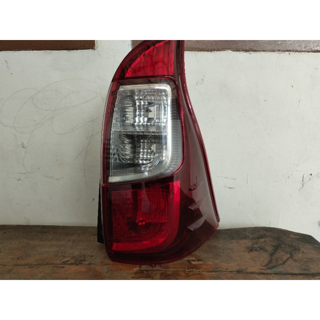 stoplamp avanza xenia veloz 2016 2017 2018 SCOND COPOTAN lampu belakang avanza , xenia , veloz tahun