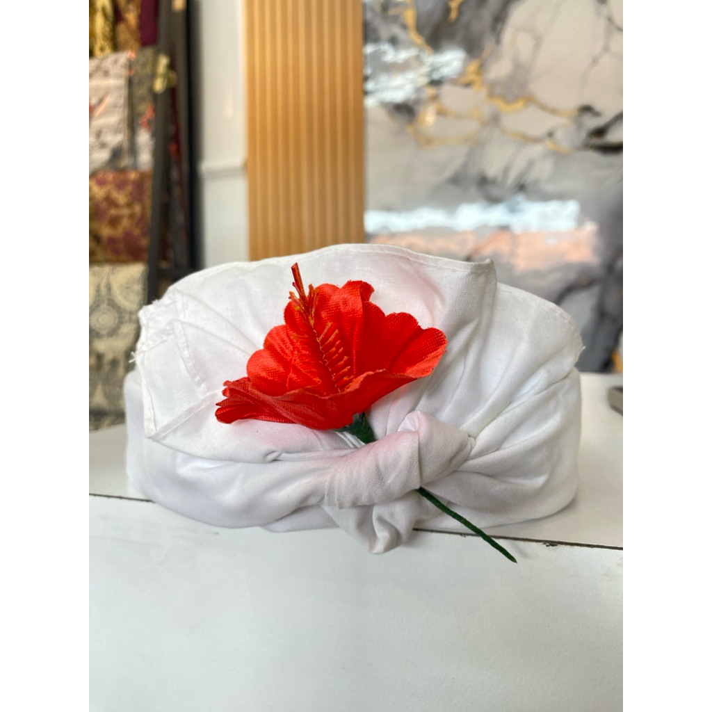 UDENG JADI PUTIH RIMPIT DEWASA