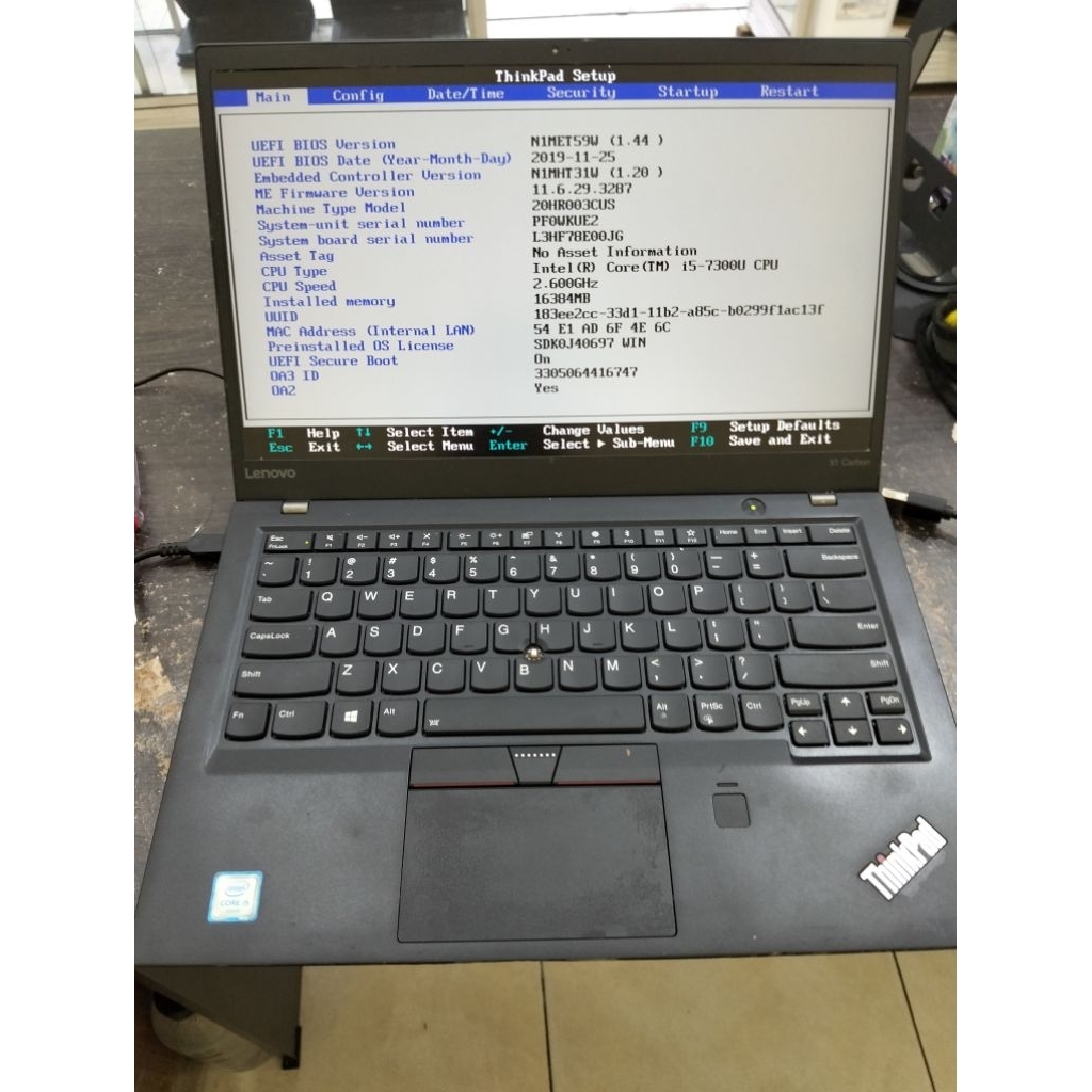 Mobo X1 Carbon core i5 gen 7 ram 16 gb