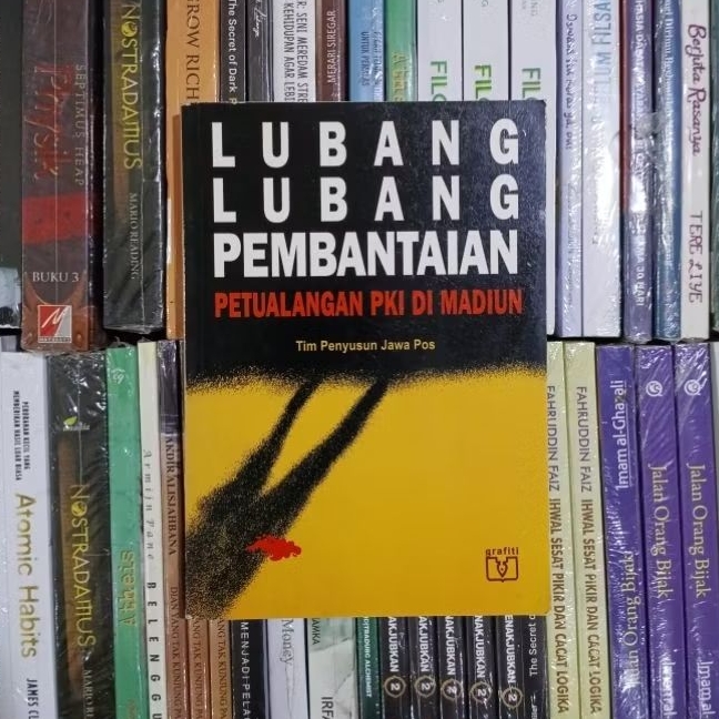Lubang Lubang Pembantaian Petualangan PKI di Madiun ORIGINAL