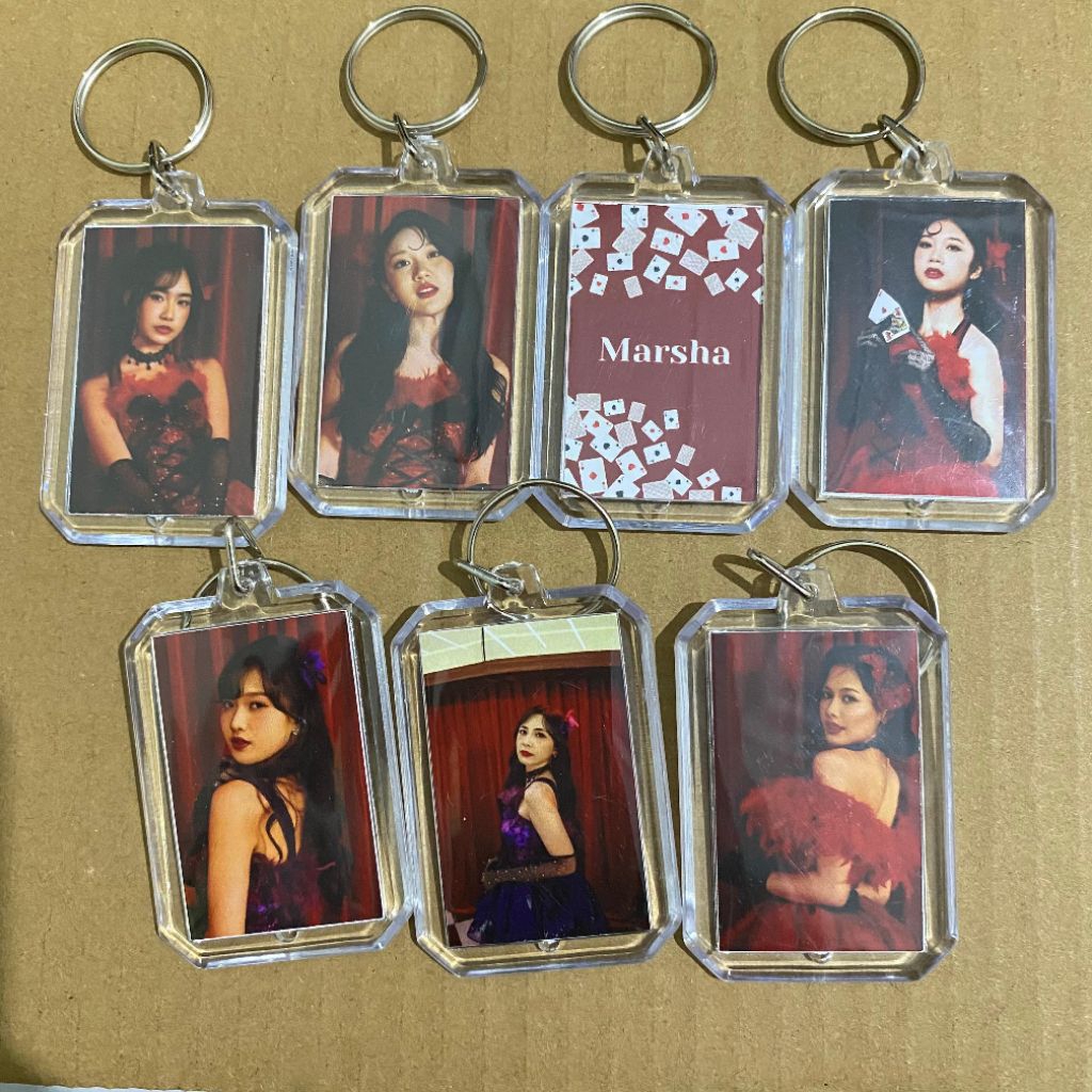 COD Gantungan Kunci JKT48 Pertaruhan Cinta Ganci Akrilik JKT48