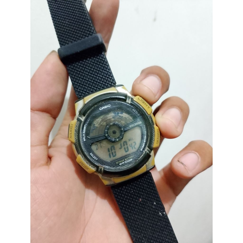 jam tangan Casio AE-1100W