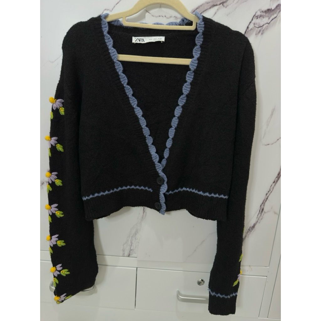 ZARA cardigan preloved