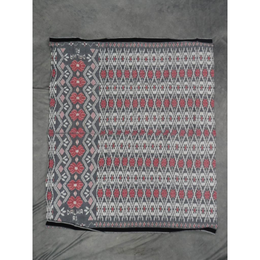 Sarung Goyor Dalwa A1I Benang Rayon I Putih & Hitam