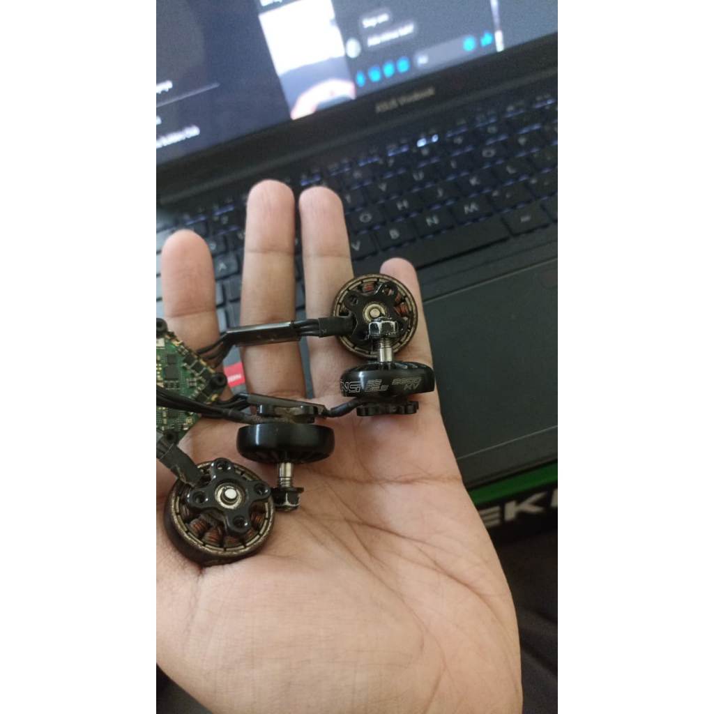 Motor XING 2203.5 3600kv Bekas Iflight Protek 35