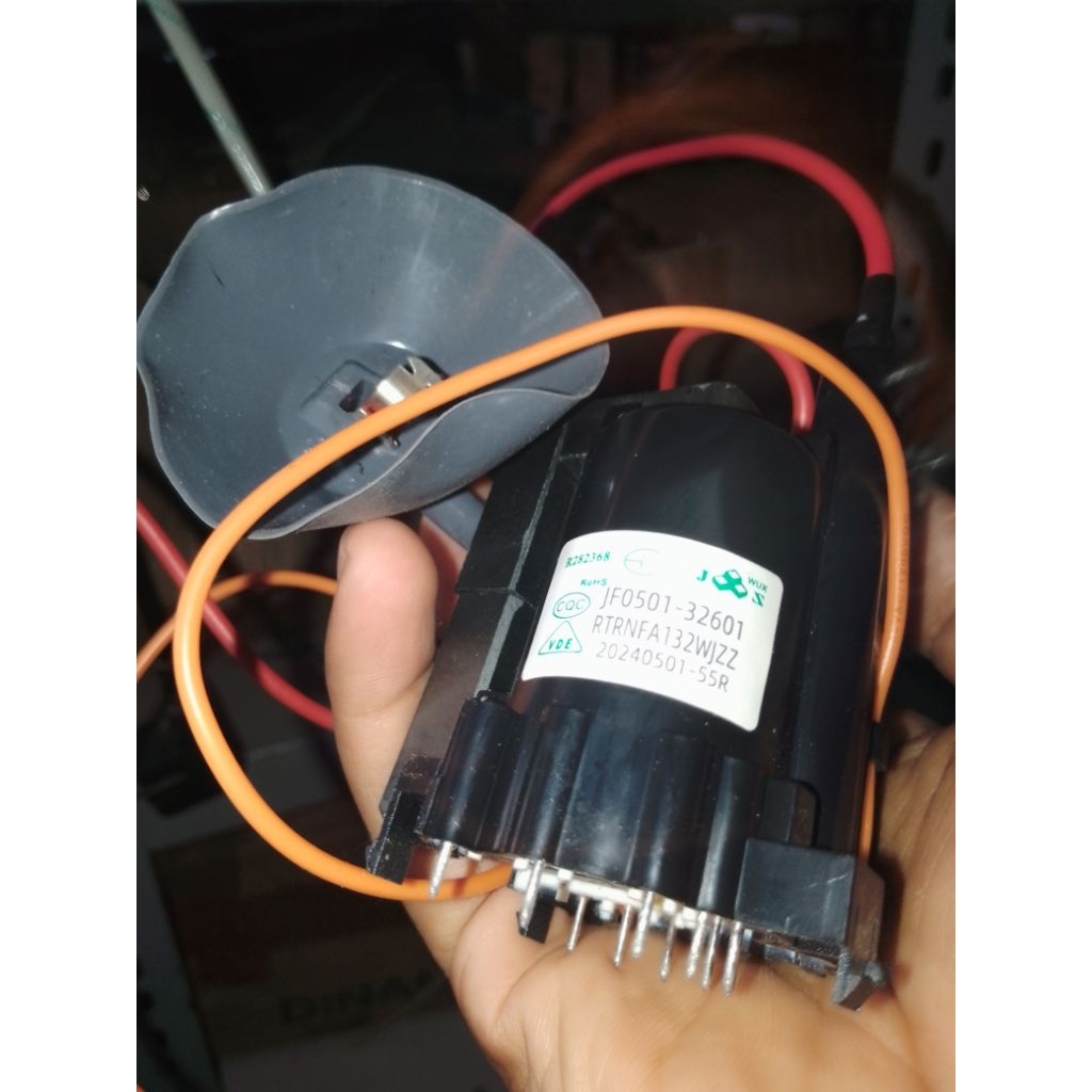 FBT JF0501-32601 TV SHARP 21 CEMBUNG FLAT 32601