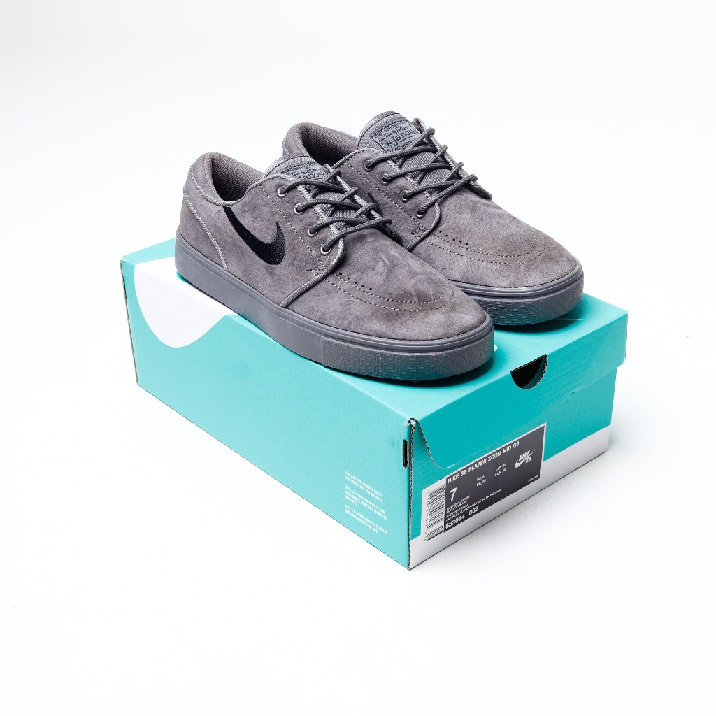 (MARKET) Sepatu Sneakers Nike SB Stefan Janoski Grey