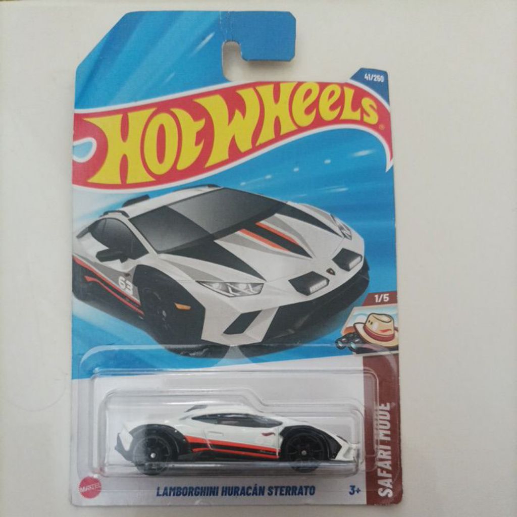 Lamborghini Huracan Sterrato - Hot Wheels