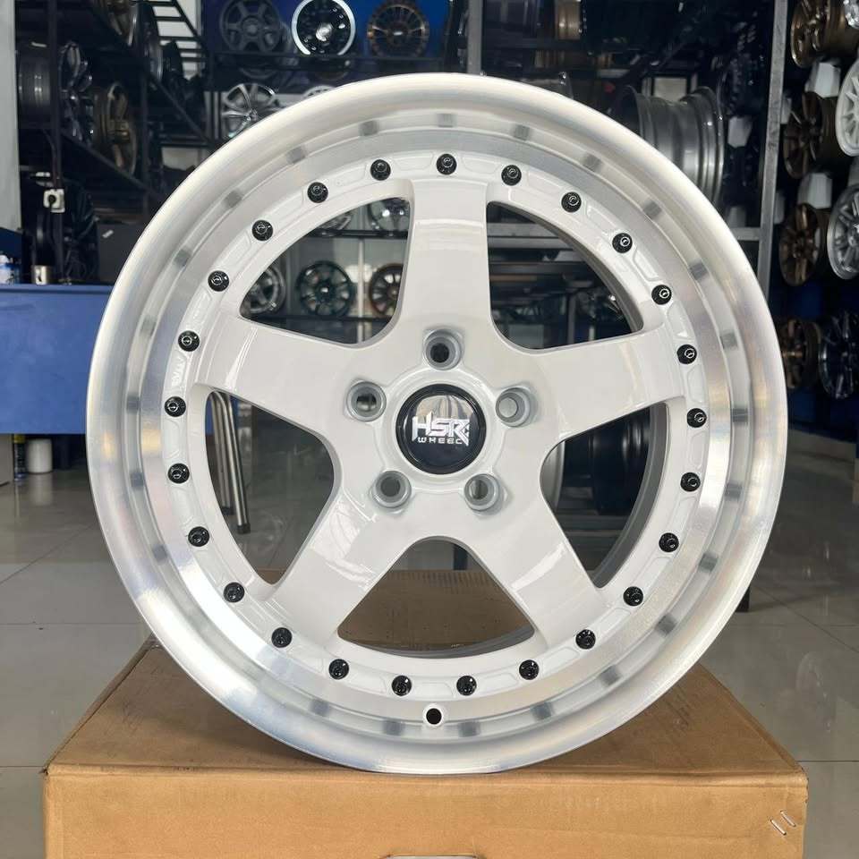 VELG + BAN RING 17 UNTUK XPANDER INNOVA TERIOS DLL