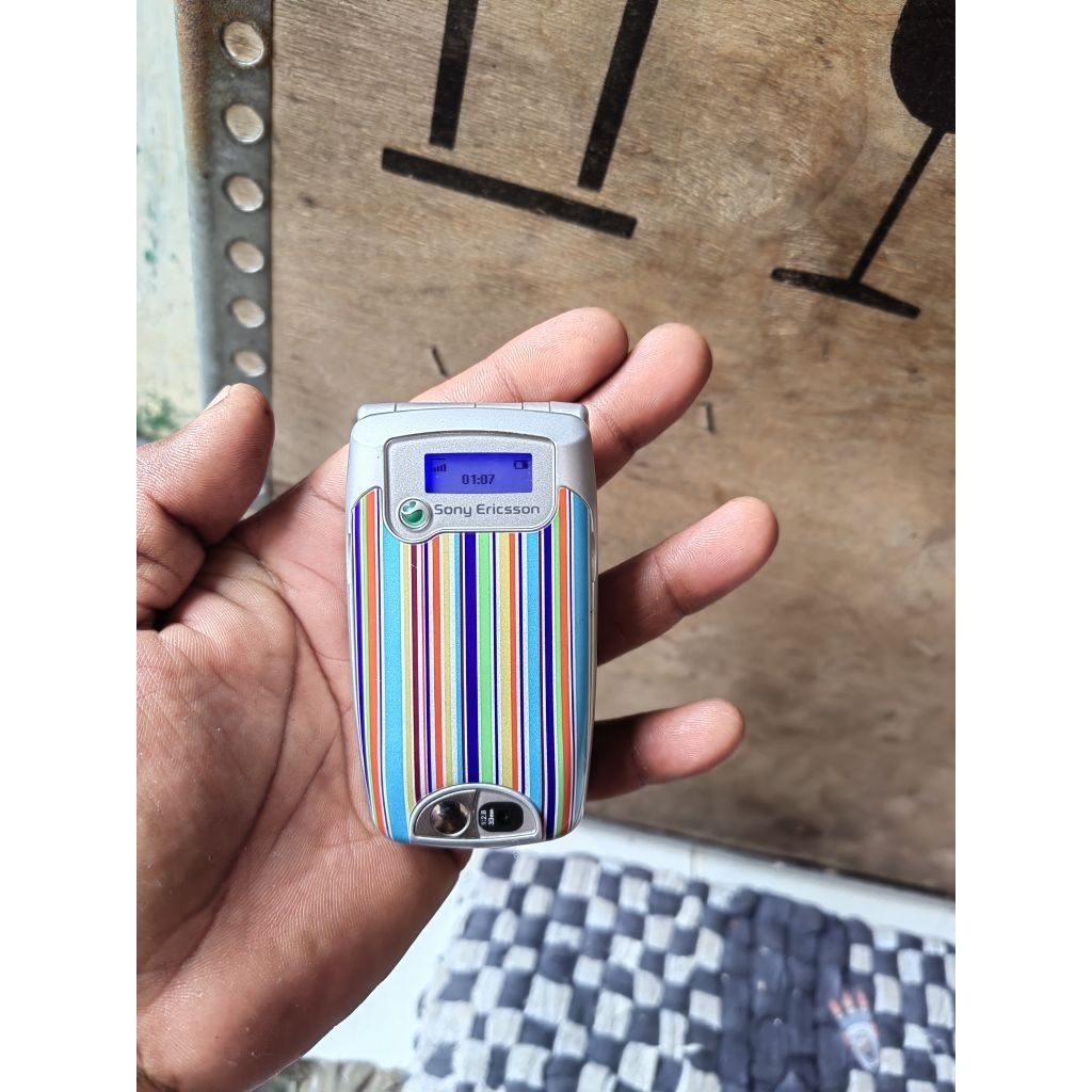 Hp sony Ericsson z600 flip jadul