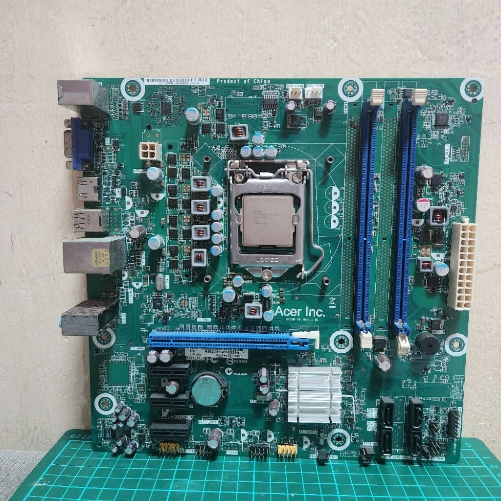 Motherboard MoBo ACER IPIS -VR LGA 775 Dual Channel RAM DDR3 & Processor Procie Intel Inside Pentium
