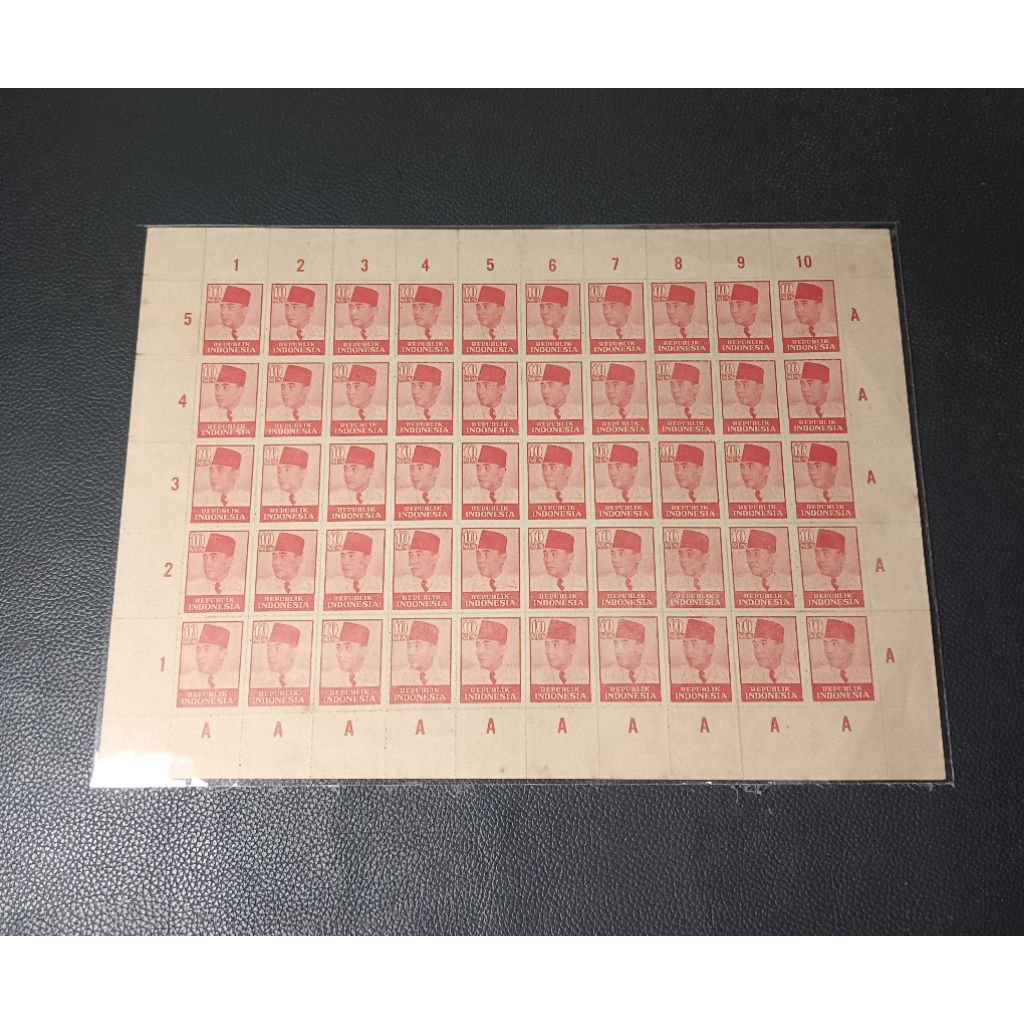 Perangko revolusi 1  blok seri sukarno nominal 10 Sen
