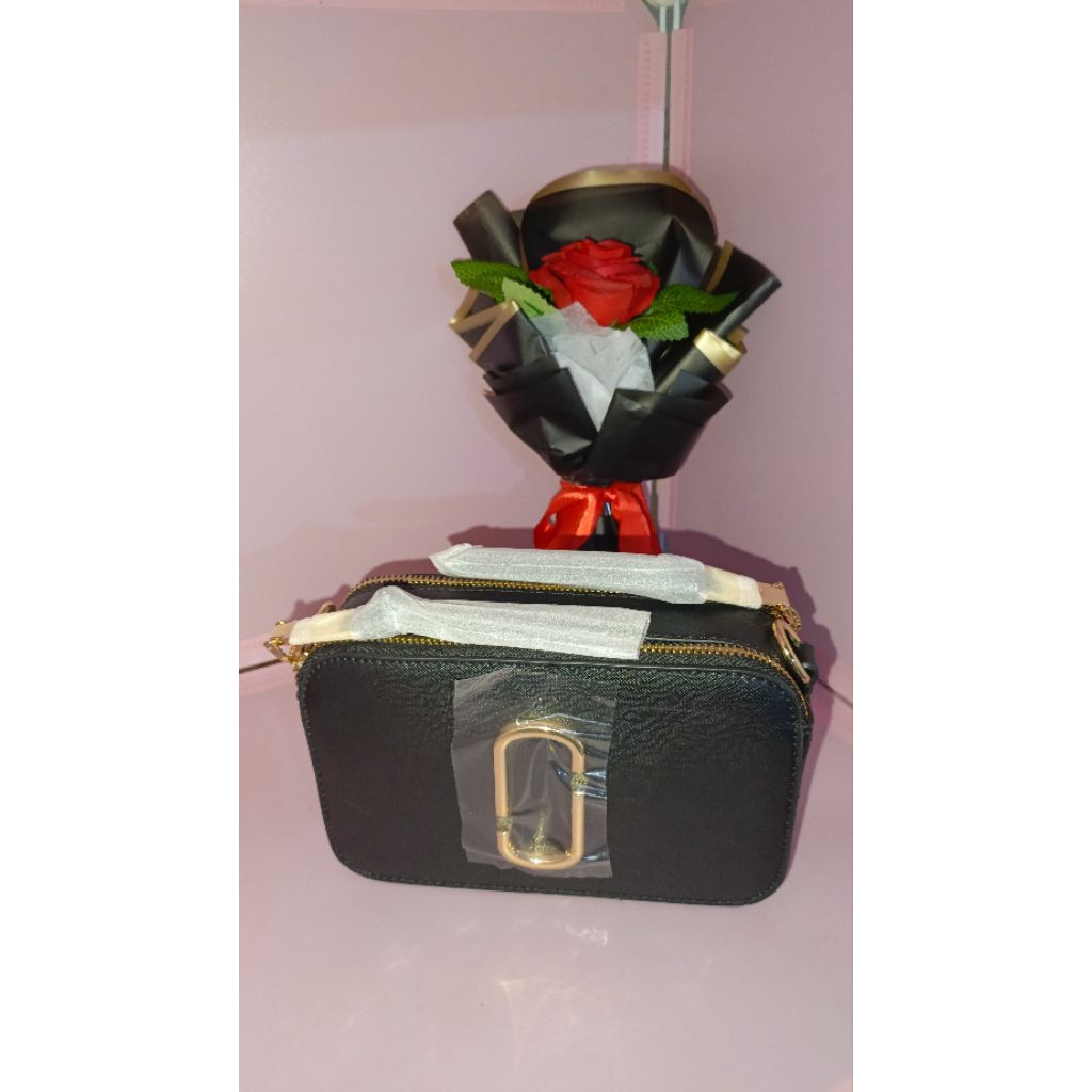 Tas selempang wanita MJ Snapshot Hitam