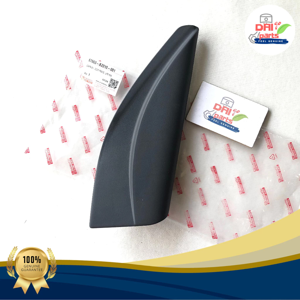 Garnish Segitiga Cover Tutup Spion Dalam Kanan Kiri Granmax Luxio  67663-BZ010-001 67664-BZ010-001 O