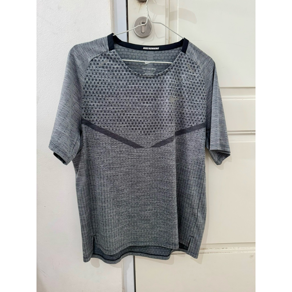 Nike Dri-FIT ADV TechKnit Ultra Men Running Top Kaos Lari Pria 100% Original Preloved