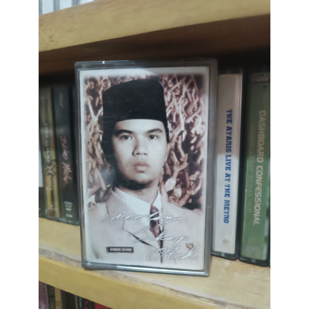 kaset ahmad band ideologi sikap otak