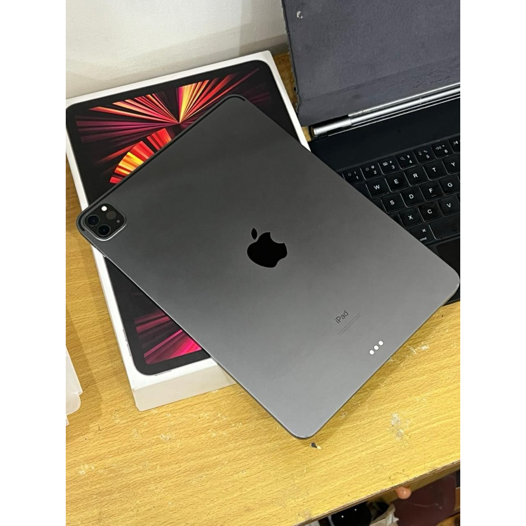 iPad Pro M1 Gen 3 256GB.